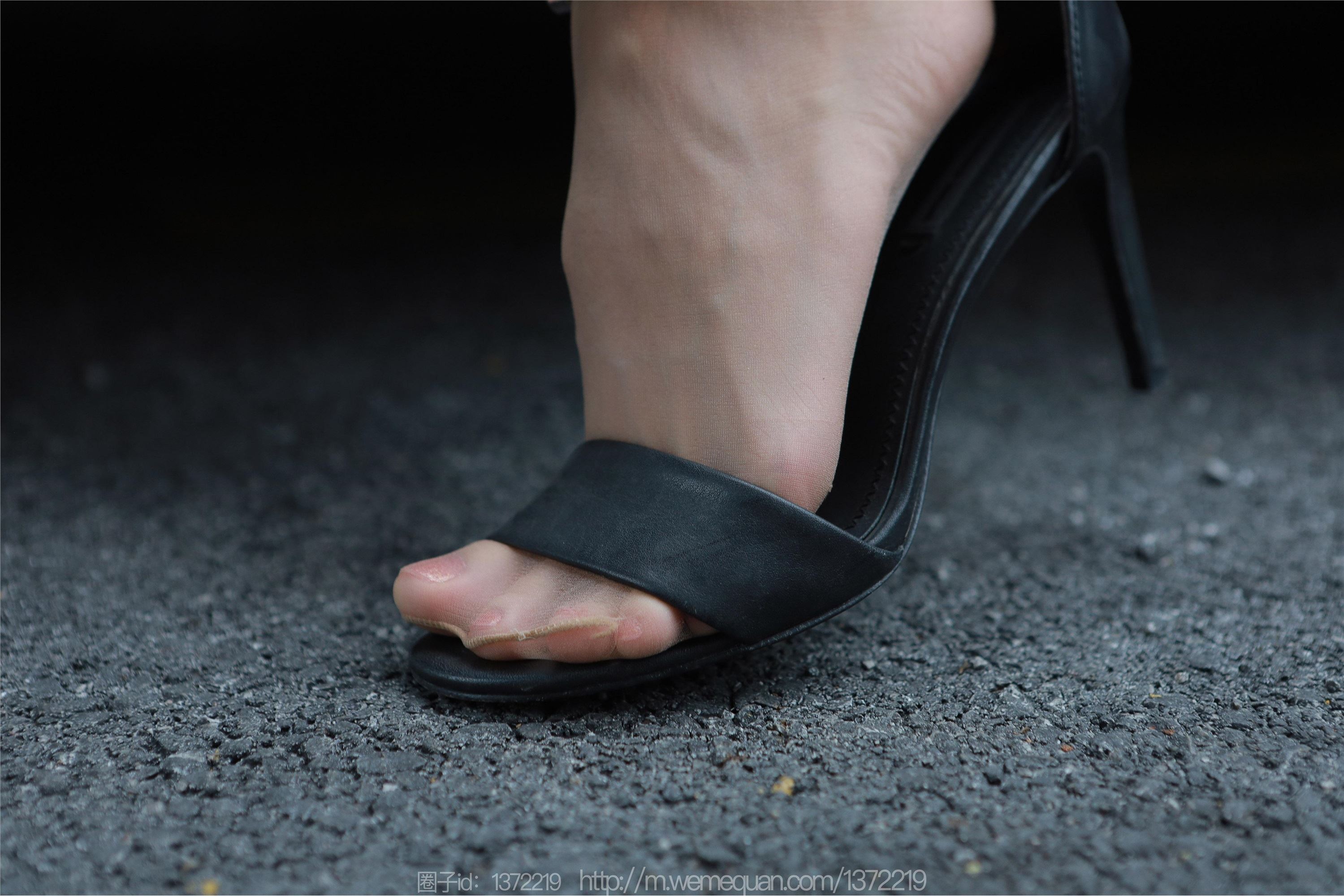 IESS异思趣向  2023.04.16 丝享家 1423 团团《车里漫步》